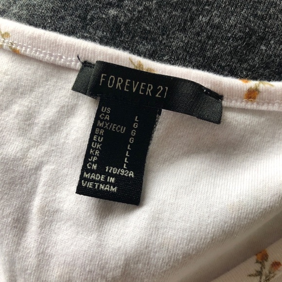 FOREVER 21 Floral Crop Top - Picture 2 of 3